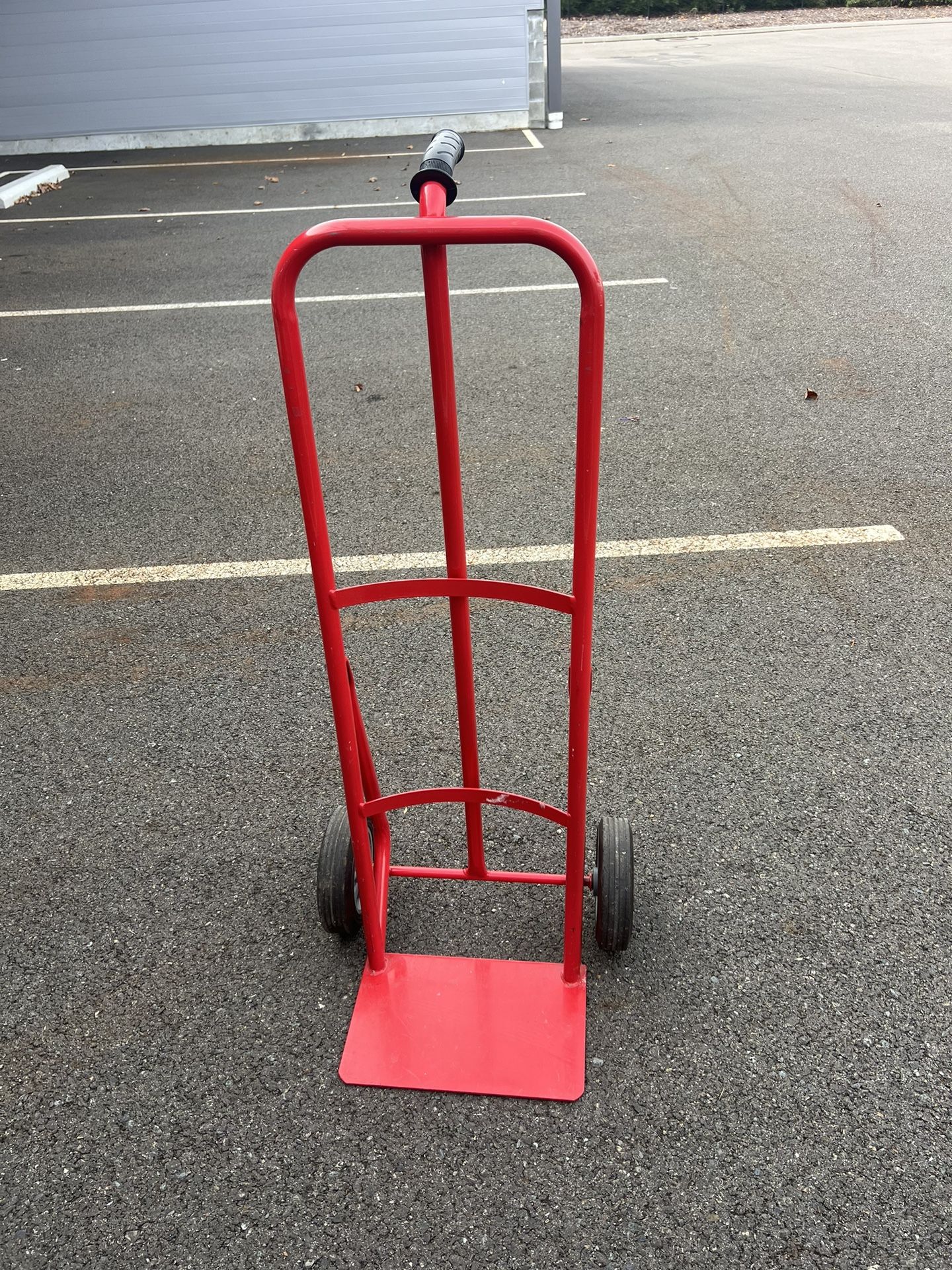 700 Lb Hand truck
