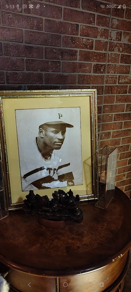 Vintage Roberto Clemente Photograph — Original Mid Century Pittsburgh Pirates Framed Portrait (Rare Collector’s Piece)