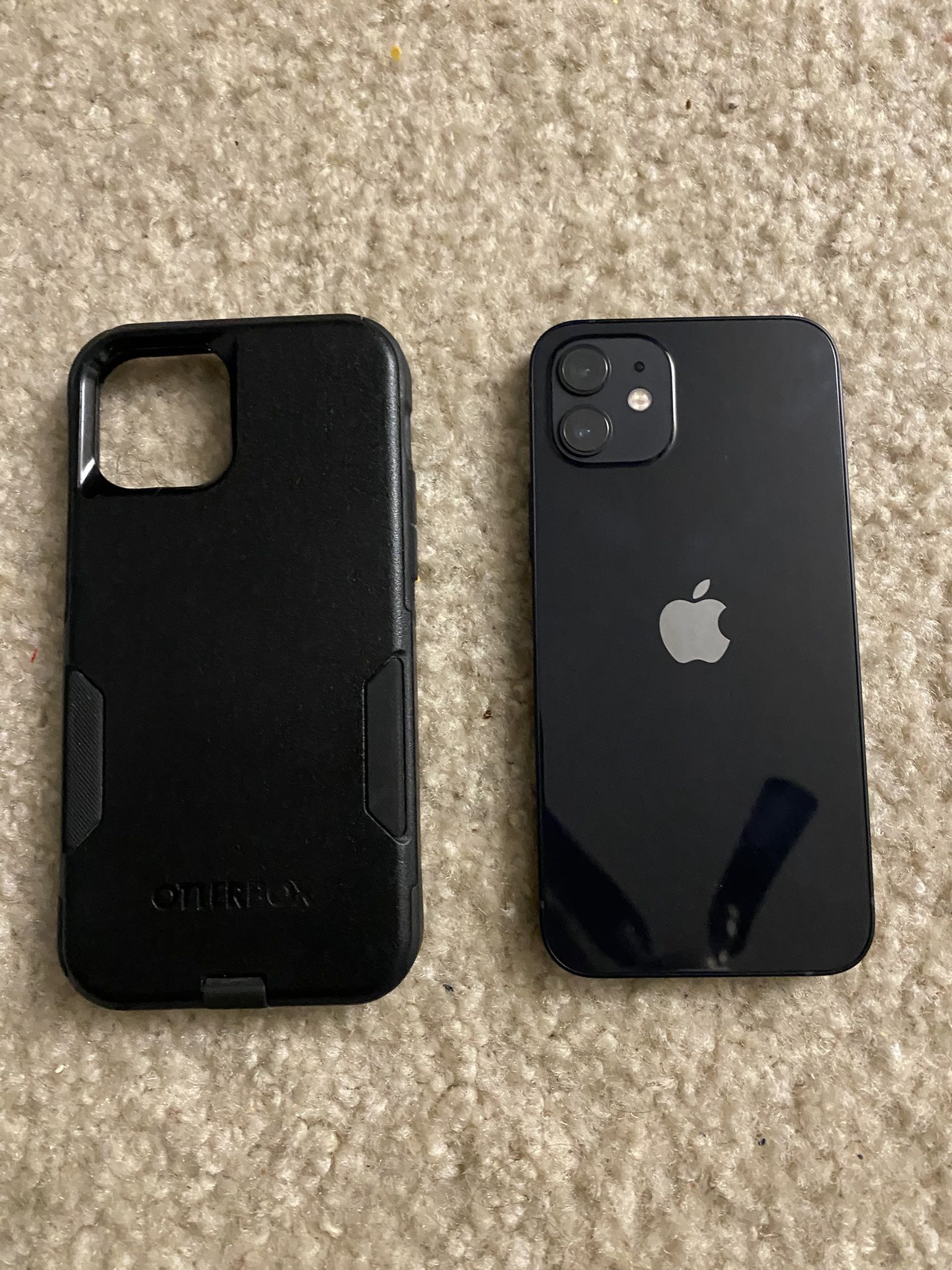 iPhone 12 (Unlocked)