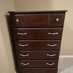 5 Drawer Dresser