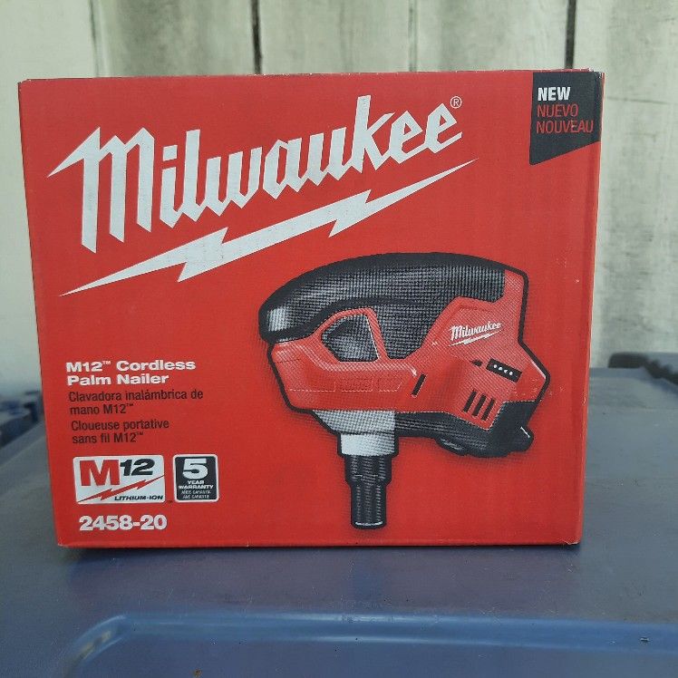 Milwaukee M-12 Cordless Palm Nailer