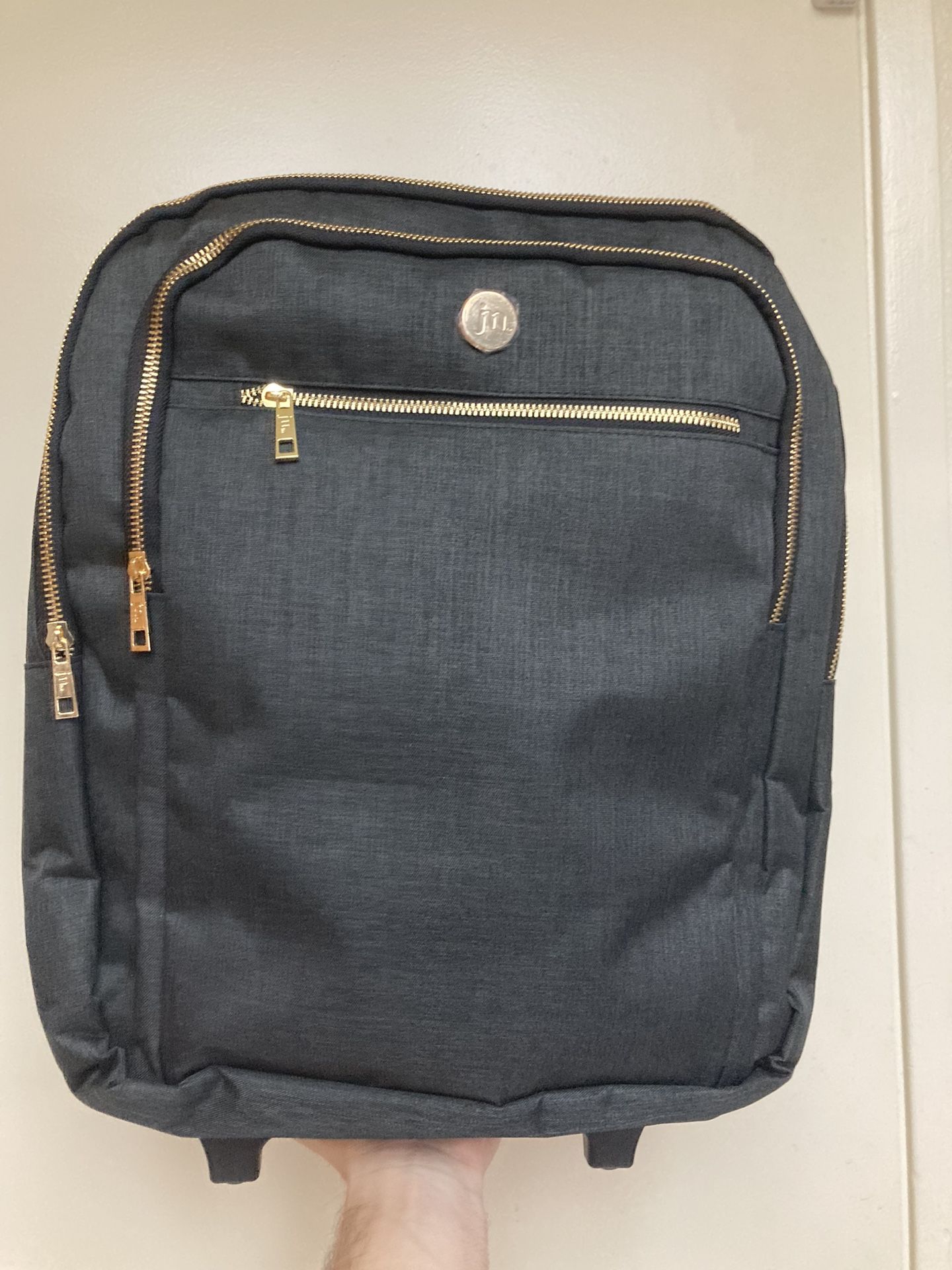 Rolling Carry On Bag