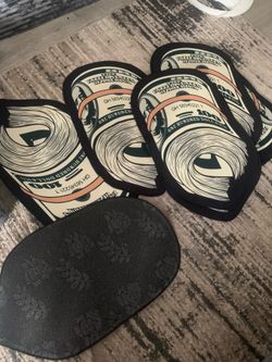 14 money rugs 60$