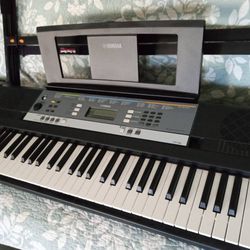 Yamaha Keyboard YPT 240 with Stand And Extras