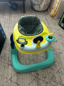 Safety 1st  Baby walker