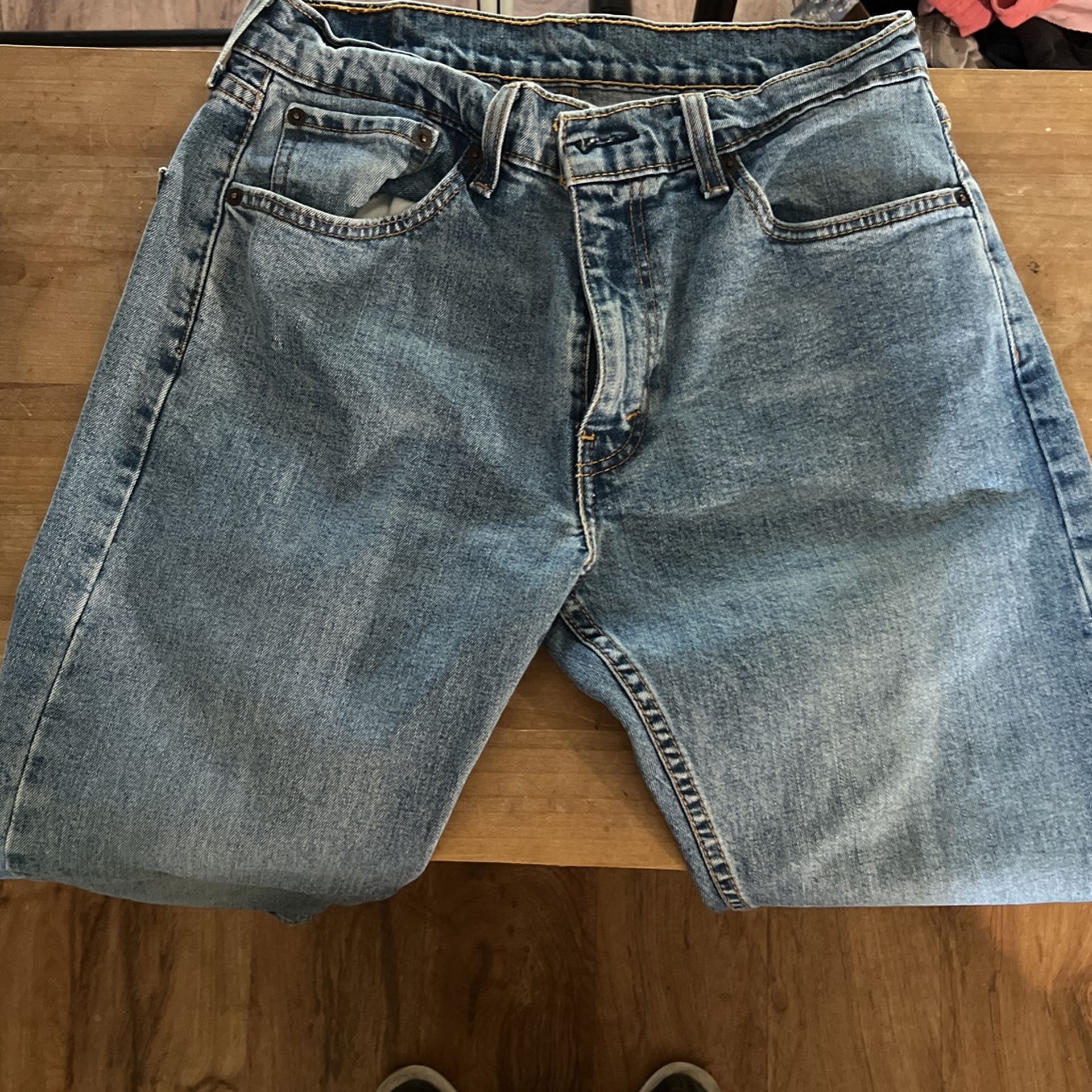 Levi’s Mens Straight Legged Jeans