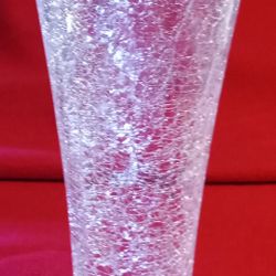 Beatiful tall vintage crackle glass vase