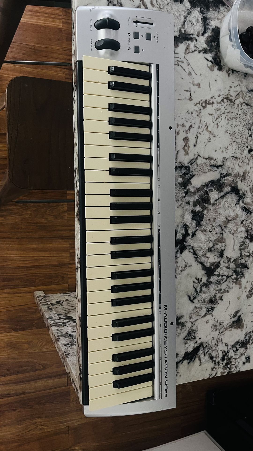 M-Audio Key station 49es midi Controller