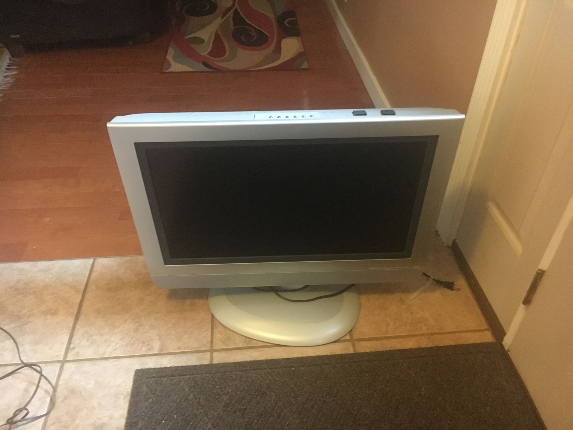 Toshiba 26” tv