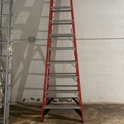 12’ Tall 4 Leg Metal Ladder