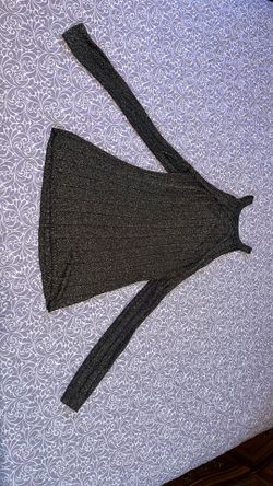 Guess Cut-out Shoulders Top