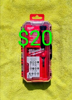 Milwaukee® 39-in-1 Precision Screwdriver Set