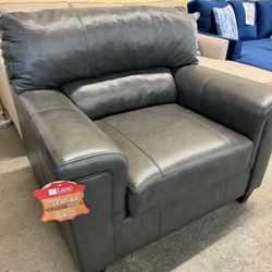 Top Grain Leather Chair!! Only $199!!!  Was $599!!!