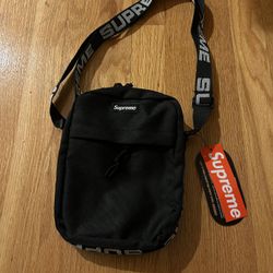 Authentic Supreme Crossbody Shoulder Bag 