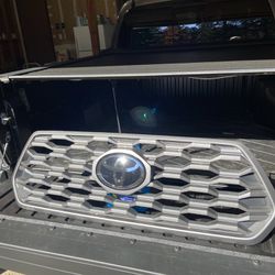 Oem Toyota Tacoma Trd Off Road Grill