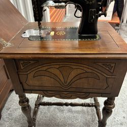 Franklin Sears Robuck Sewing Machine In Table