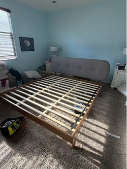 Vintage style King bed frame w/ headboard