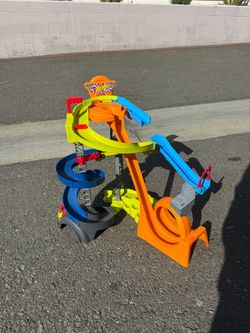 Hot Wheels track