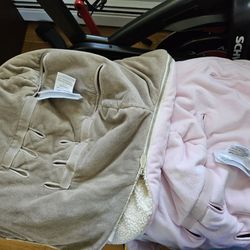 JJ Cole Bundle me car seat/bassinet cover - 2 available, pink and khaki 