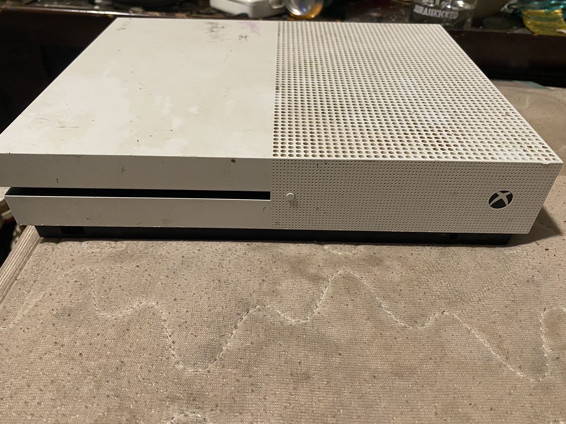 Xbox One S
