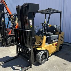 CAT 6k Quad Mast Warehouse Forklift 