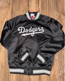 New men’s size large LA Dodgers satin Jacket