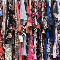 300+ Pieces Of luLaRoe Ladies Clothing $1500  OBO