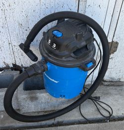 Vacmaster 5-gallon 3 peak HP wet/dry vacuum