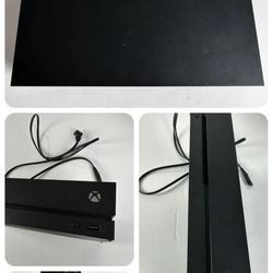 🐒 Microsoft Xbox One X Black 1 TB Console EUC 🐒