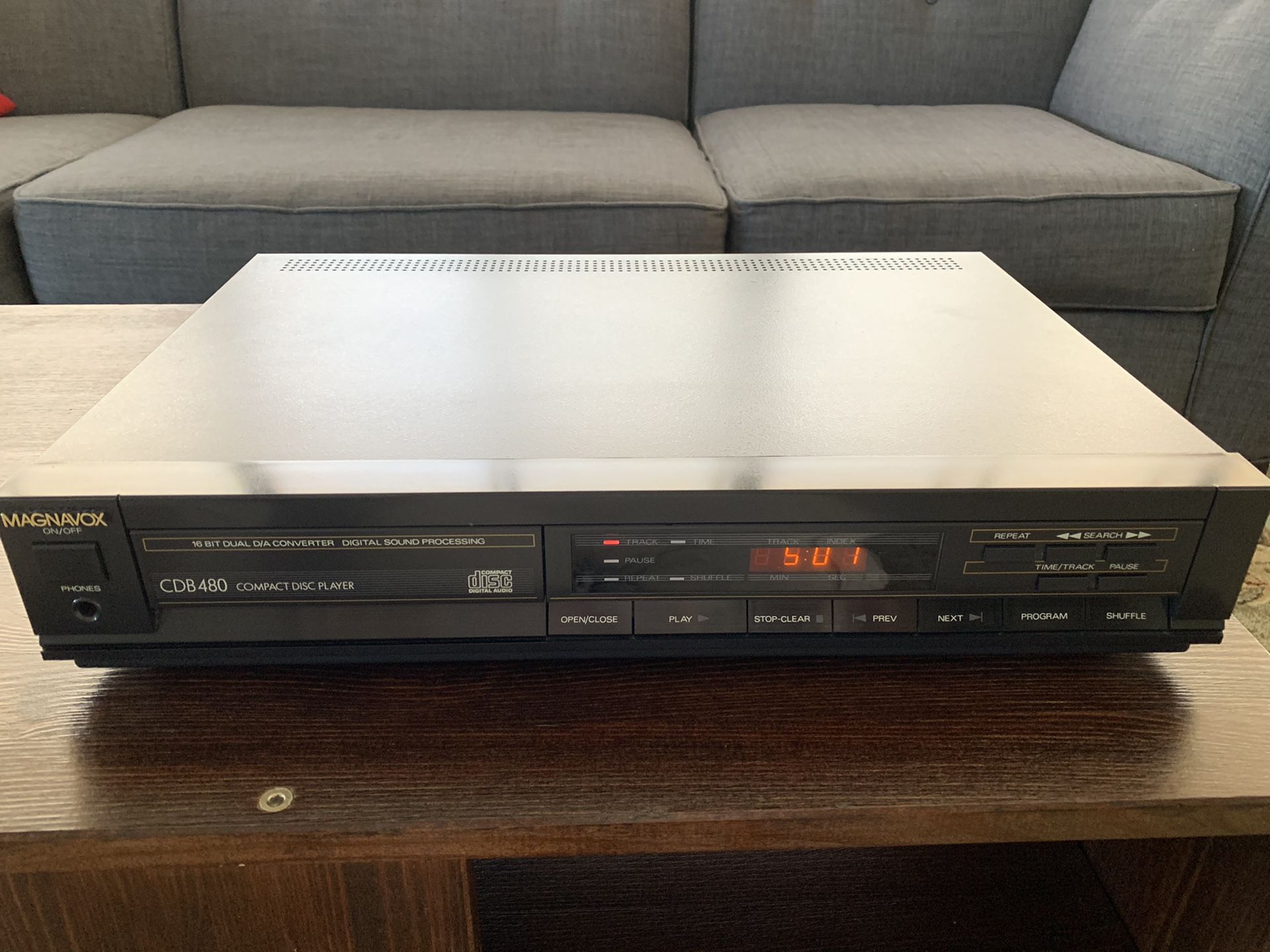 Magnavox CDB 480 CD Player. Excellent Condition and Fully Operational