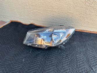 Mercedes-Benz CLA250 Headlight 2014-2018, Mercedes Benz CLA 250 Headlamp, OEM ORIGINAL PART, driver side, perfect condition