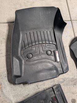 2019 GMC Duramax weather tech mats