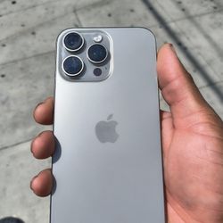Tmobile Only iPhone 16pro Max (256gb)