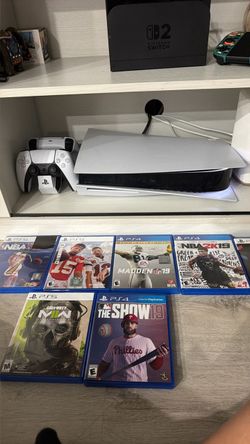 Ps5 console mint with games
