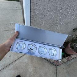 Honda Accord 62mm Silver Floating Wheel Center Cap