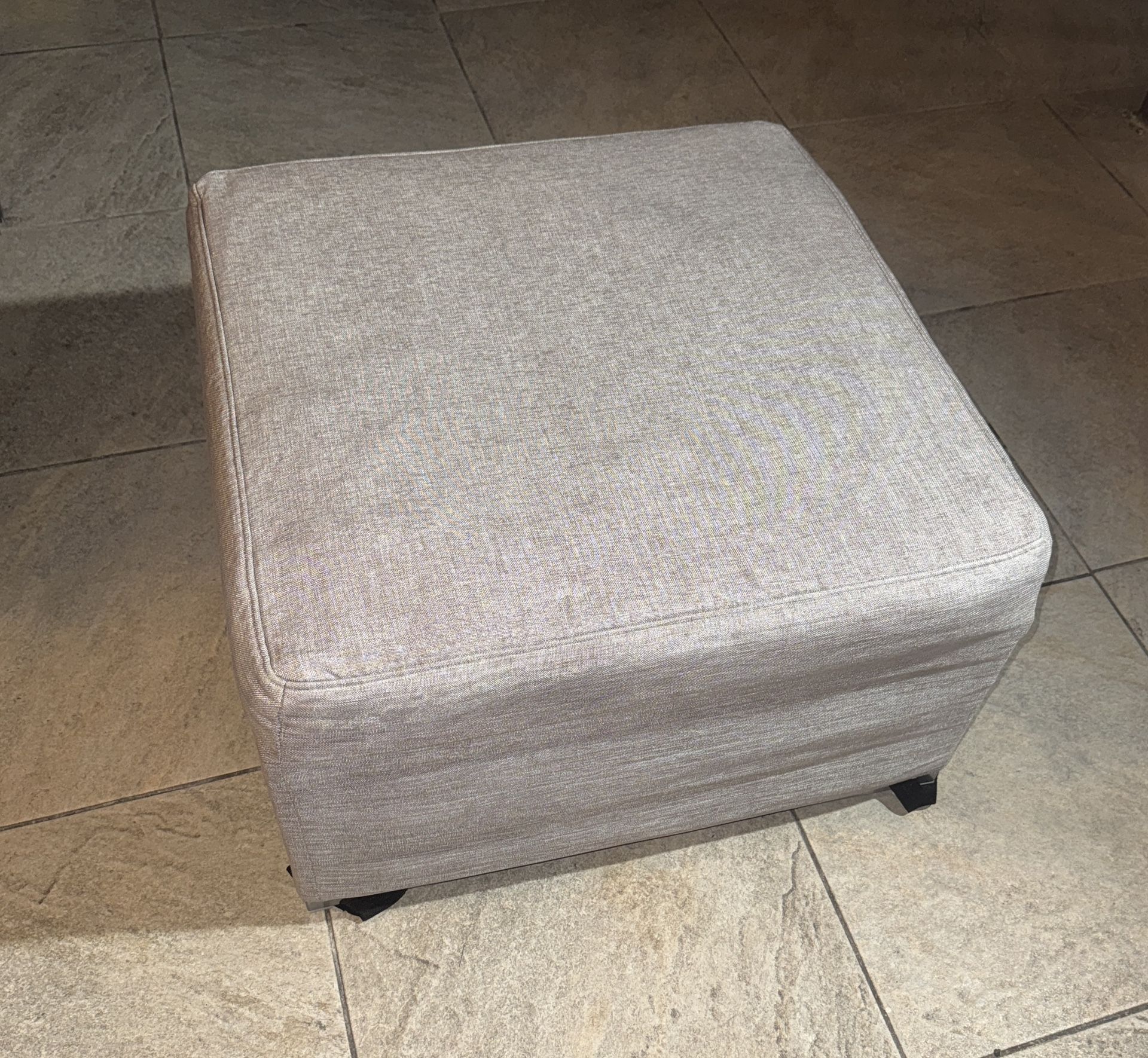 BoConcept Ottoman / Bed