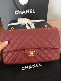 Chanel Classic flap bag burgundy