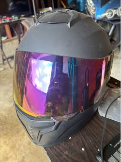 Motorcycle helmet
