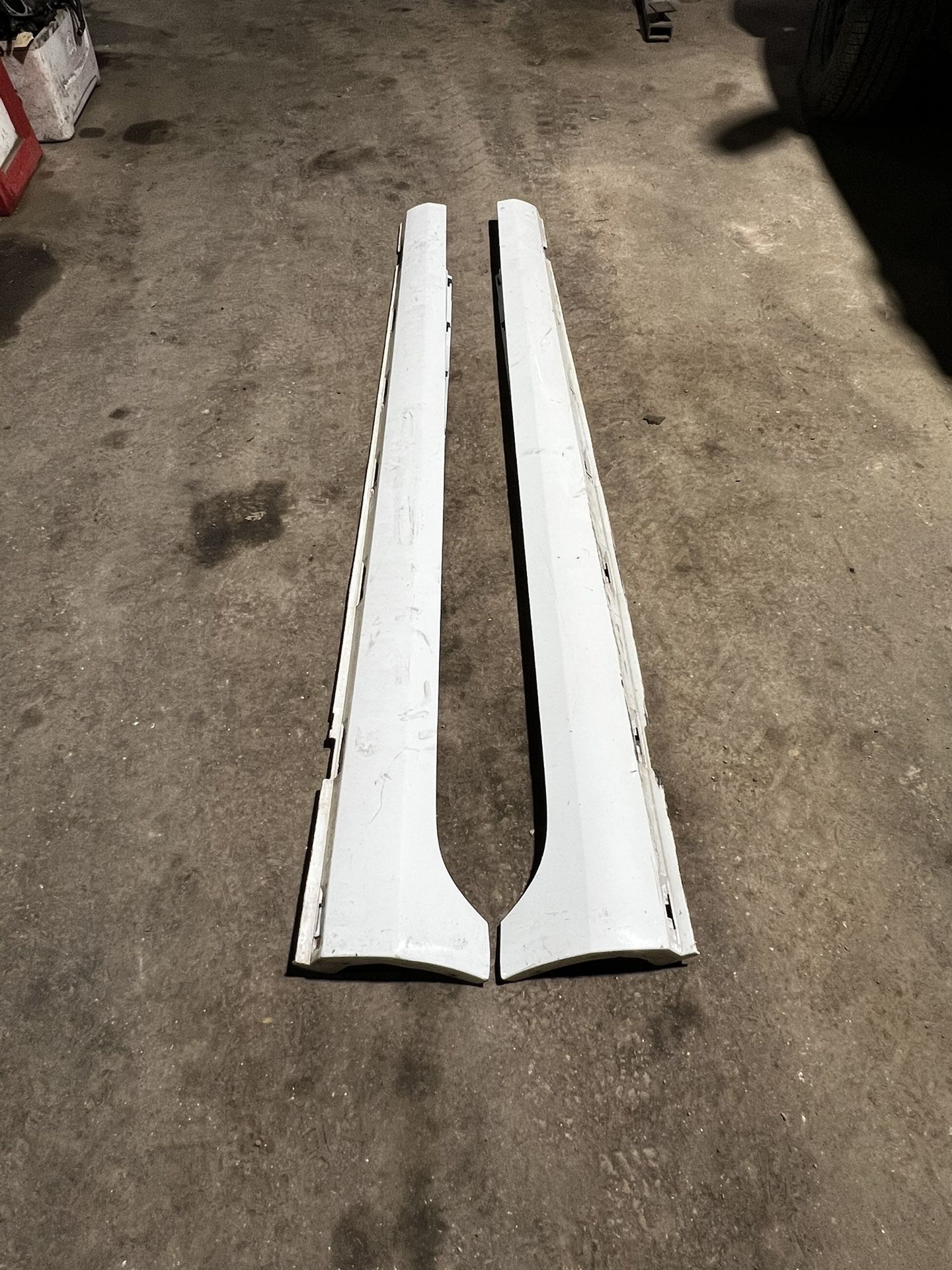 2011-2017 Chevy Caprice Rocker Panel Molding 