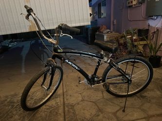 Schwinn “MOTIV” Bike (Used)