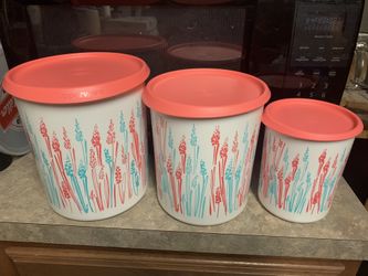 Tupperware Coral And Mint Green Canister-3 Set