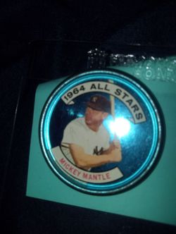 Vintage Topps 1964 Mickey Mantle coin EX MT+