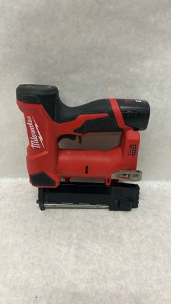 Milwaukee 23 gauge pin nailer with 12 V battery