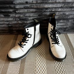 White Leather Dr. Martens Boots size  5.5W 