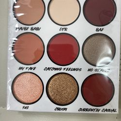 Make Up Palette $8