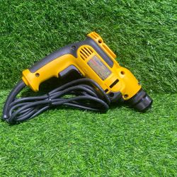 DeWalt DWD112 3/8” VRS Corded Drill 