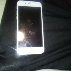 Iphone 6 For Parts Won't Turn On 