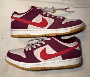 SB Dunk Low QS - Skate Like A Girl DX4589-600