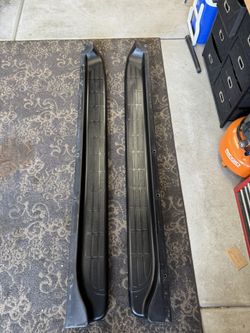 2005 Chevrolet Tahoe Oem Running Boards