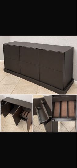 Buffet / aparador moderno de comedor – $250 negociables